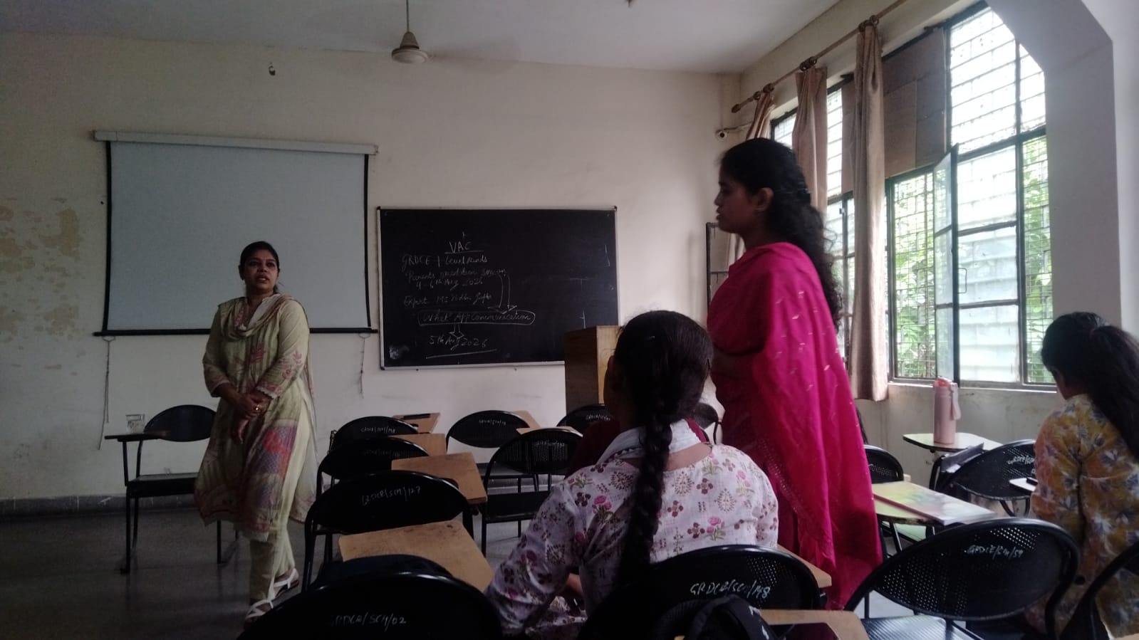 LevelMinds teaching skills workshop at Guru Ram Dass College, photograph 2